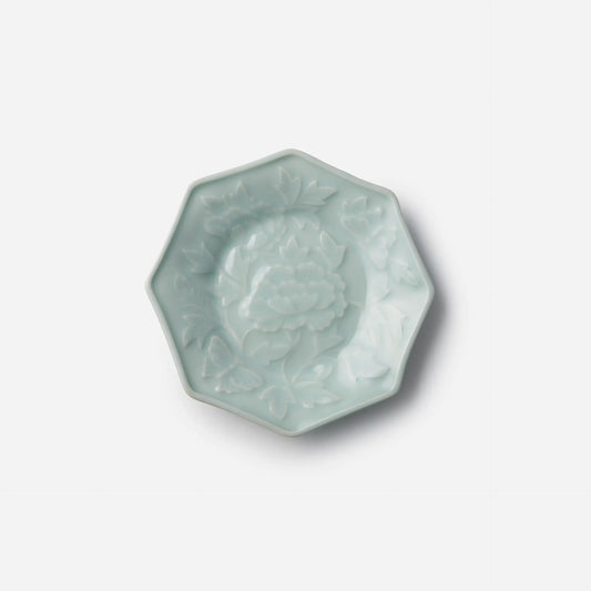 【王地山陶器所】青白磁 牡丹文小皿