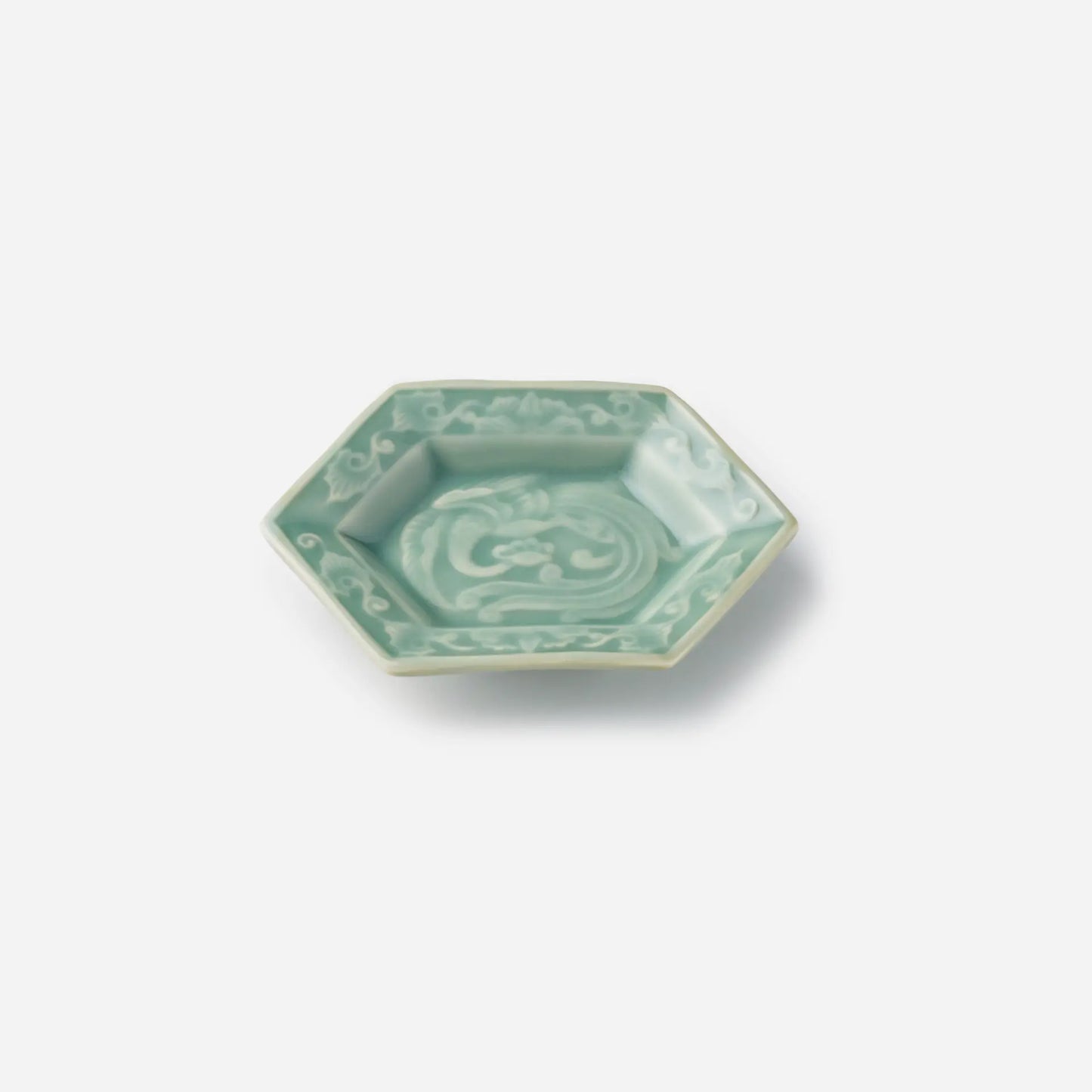 【王地山陶器所】青磁 鳳凰紋 六角小皿